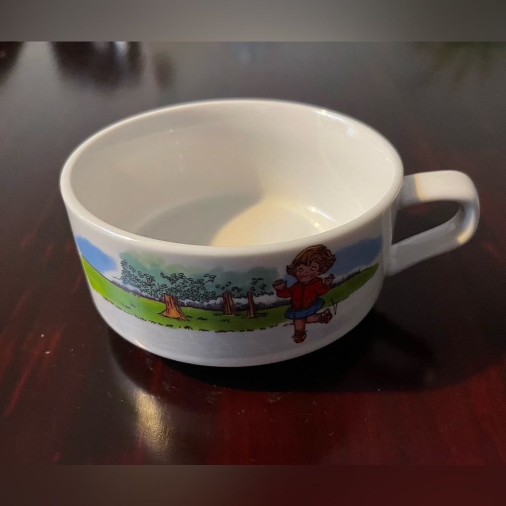 Campbell’s Soup Handled Soup Bowl Hop Skip & Jump Girl